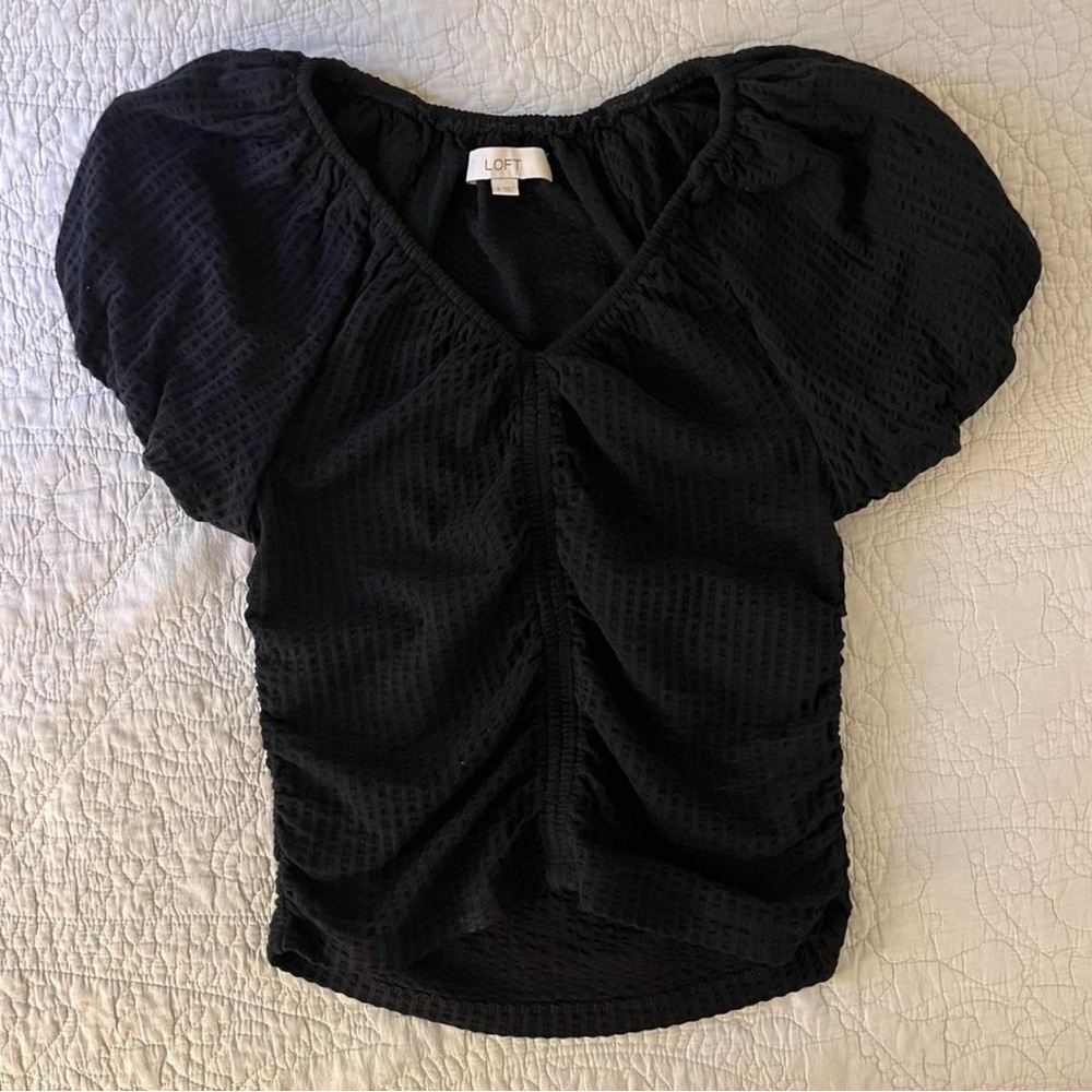 LOFT Black Textured Puff Sleeve Blouse
